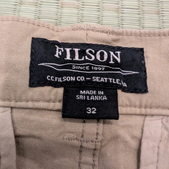 Filson Granite Mountain Shorts Tan Men's Size 32 - Picture 3 of 6